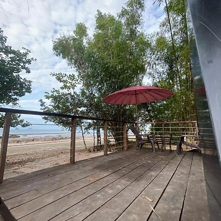 Dugong Koh Sukorn Hotel Ko Sukon Bagian luar foto