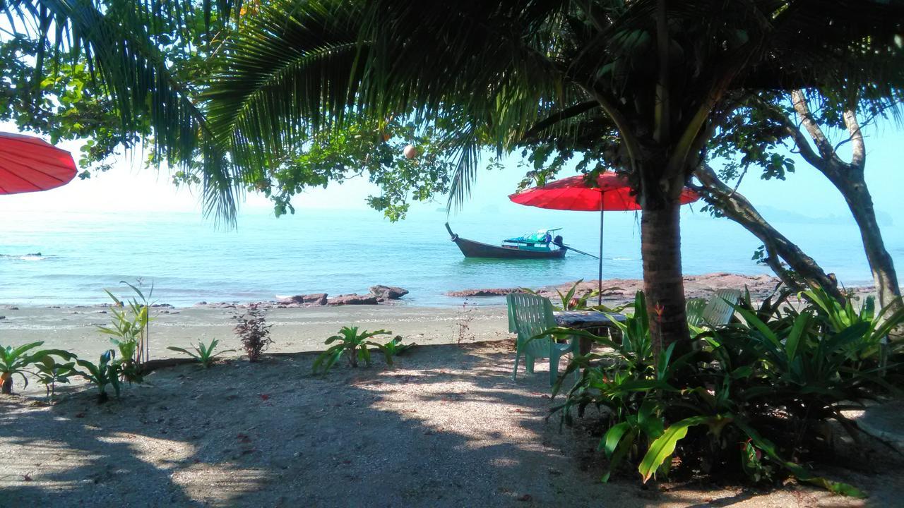 Dugong Koh Sukorn Hotel Ko Sukon Bagian luar foto