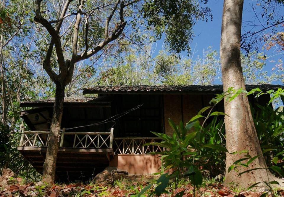 Dugong Koh Sukorn Hotel Ko Sukon Bagian luar foto